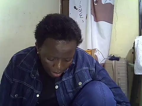 Snapshot of Ebonyceline chatting on 09/12/25, 08:31 Ebonyceline online show from 09/12/25, 08:31