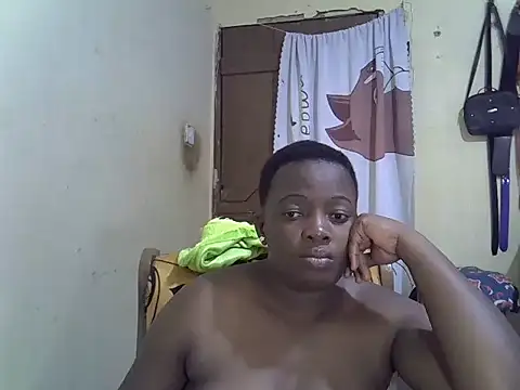 Snapshot of Ebonyceline chatting on 09/19/25, 01:45 Ebonyceline online show from 09/19/25, 01:45