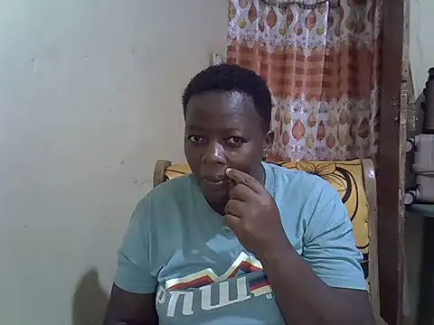 Snapshot of Ebonyceline chatting on 10/07/25, 10:45 Ebonyceline online show from 10/07/25, 10:45