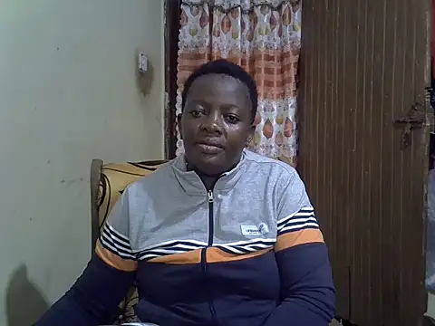 Snapshot of Ebonyceline chatting on 10/16/25, 08:21 Ebonyceline online show from 10/16/25, 08:21