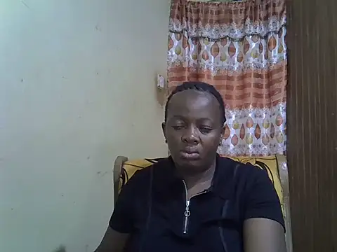 Snapshot of Ebonyceline chatting on 10/20/25, 01:17 Ebonyceline online show from 10/20/25, 01:17