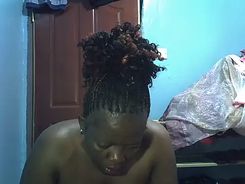 Ebonyceline online show from 04/15/26, 12:39