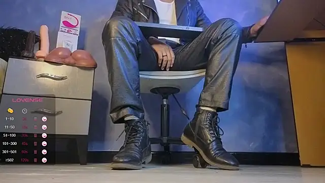 TomLover 12 online show from 03/06/26, 11:56