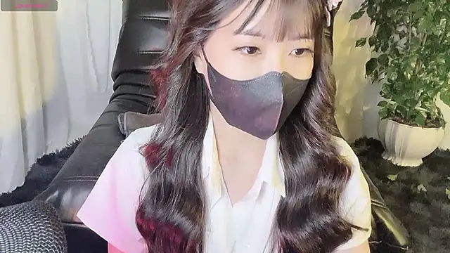 Mya Lee online show from 12/11/24, 07:25