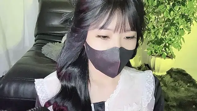 Mya Lee online show from 12/17/24, 04:11