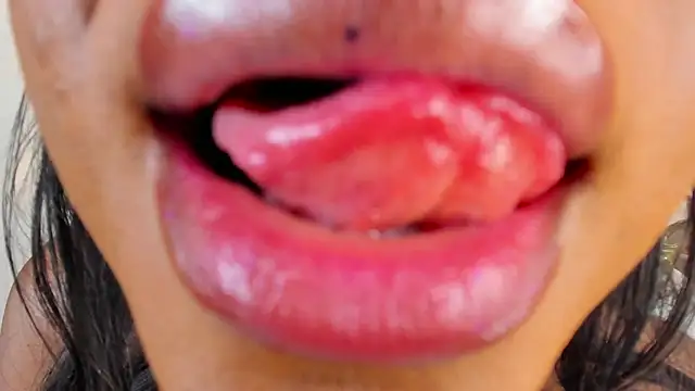 Snapshot of GianinaLewis chatting on 03/13/25, 04:38 GianinaLewis online show from 03/13/25, 04:38