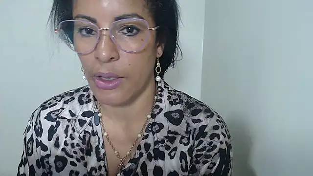 Snapshot of kateleyagrey chatting on 07/11/26, 07:27 kateleyagrey online show from 07/11/26, 07:27