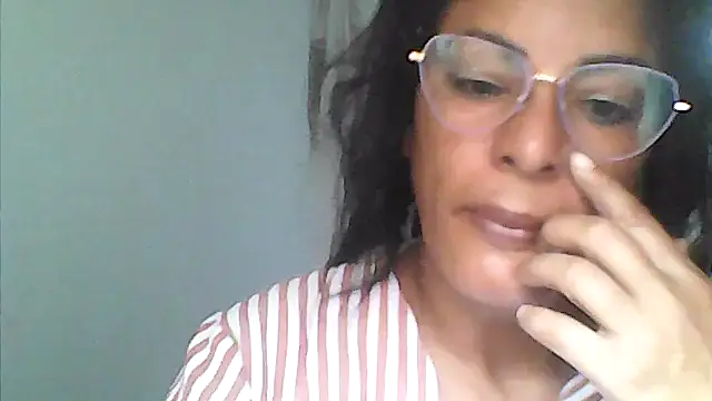 Snapshot of kateleyagrey chatting on 07/19/26, 02:10 kateleyagrey online show from 07/19/26, 02:10