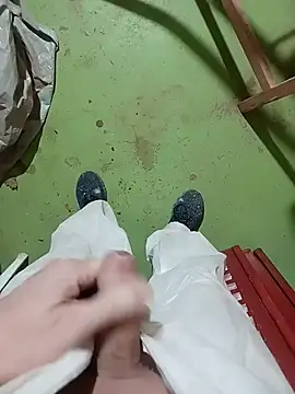 Snapshot of GeilerSchweizer chatting on 01/12/26, 10:09 GeilerSchweizer online show from 01/12/26, 10:09