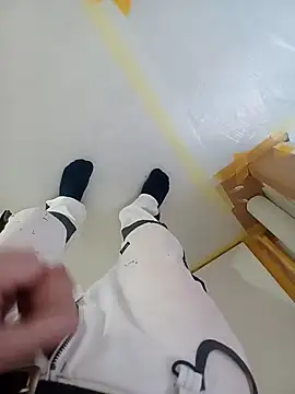 Snapshot of GeilerSchweizer chatting on 02/02/26, 09:30 GeilerSchweizer online show from 02/02/26, 09:30