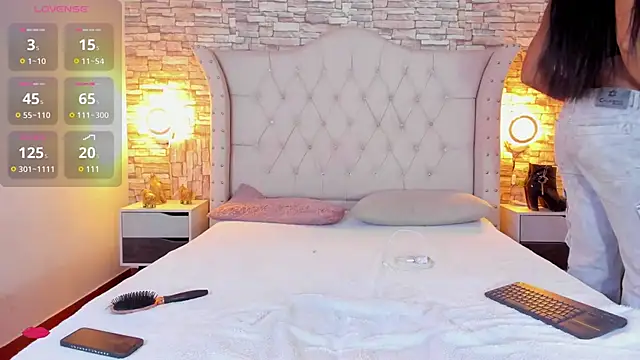 Lucia-sex online show from 03/01/25, 08:10