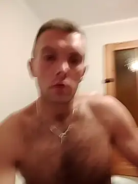 liderek83 online show from 09/18/25, 10:56