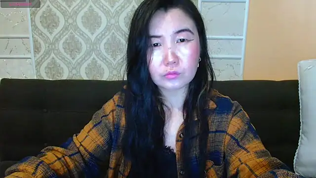 Snapshot of Bet_Lu chatting on 12/16/24, 06:10 Bet Lu online show from 12/16/24, 06:10