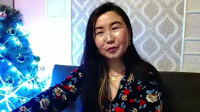 Snapshot of Bet_Lu chatting on 12/24/24, 09:44 Bet Lu online show from 12/24/24, 09:44