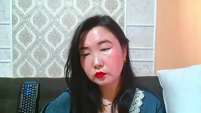 Snapshot of Bet_Lu chatting on 01/24/25, 04:16 Bet Lu online show from 01/24/25, 04:16