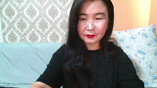 Snapshot of Bet_Lu chatting on 02/22/25, 06:06 Bet Lu online show from 02/22/25, 06:06