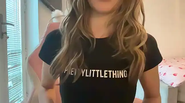 Lillymariee online show from 02/07/25, 01:01