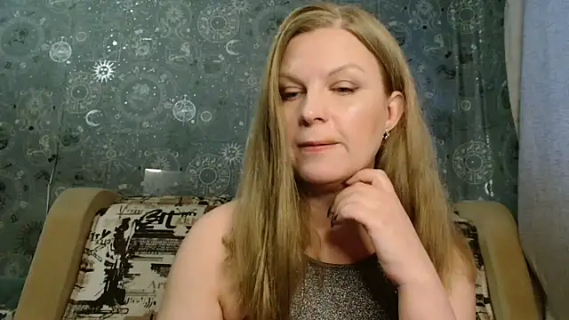 Snapshot of BlondeFox chatting on 02/16/26, 01:46 BlondeFox online show from 02/16/26, 01:46