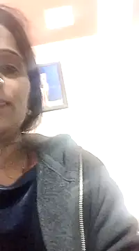 Snapshot of Manmohini123 chatting on 01/10/25, 03:58 Manmohini123 online show from 01/10/25, 03:58