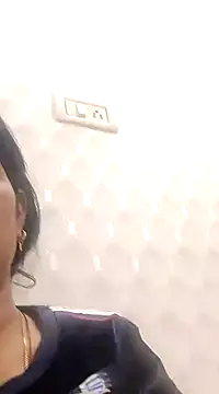 Snapshot of Manmohini123 chatting on 01/10/25, 07:00 Manmohini123 online show from 01/10/25, 07:00