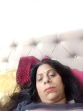 Snapshot of Manmohini123 chatting on 01/15/25, 04:43 Manmohini123 online show from 01/15/25, 04:43