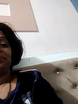 Snapshot of Manmohini123 chatting on 02/06/25, 03:48 Manmohini123 online show from 02/06/25, 03:48