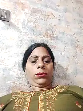 Snapshot of Manmohini123 chatting on 02/10/25, 10:53 Manmohini123 online show from 02/10/25, 10:53