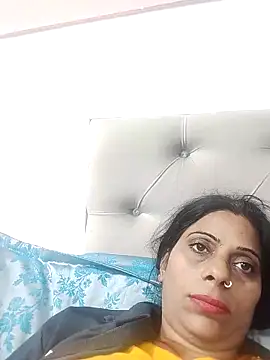 Snapshot of Manmohini123 chatting on 02/18/25, 03:21 Manmohini123 online show from 02/18/25, 03:21