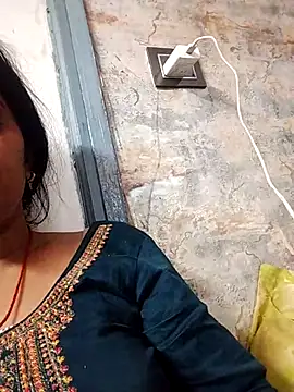 Snapshot of Manmohini123 chatting on 02/23/25, 12:16 Manmohini123 online show from 02/23/25, 12:16