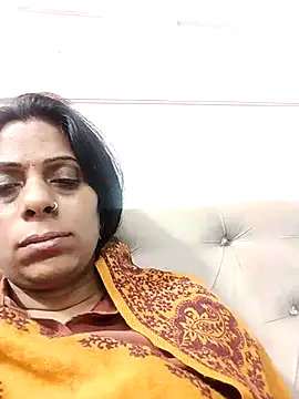 Snapshot of Manmohini123 chatting on 03/02/25, 02:10 Manmohini123 online show from 03/02/25, 02:10
