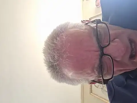 Snapshot of highstepper500 chatting on 09/09/25, 09:58 highstepper500 online show from 09/09/25, 09:58