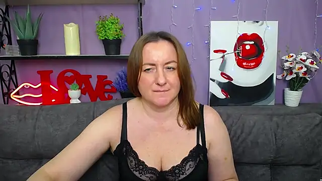 Snapshot of Abby_Taylorr chatting on 03/18/25, 01:20 Abby Taylorr online show from 03/18/25, 01:20