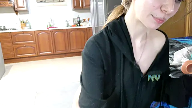 Miaelis online show from 01/21/25, 09:15