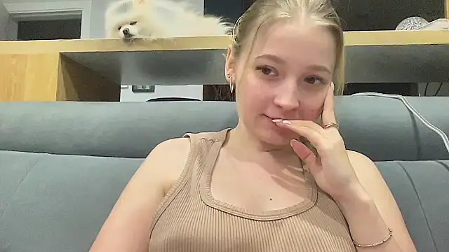 CharmingSarah online show from 01/16/25, 05:33