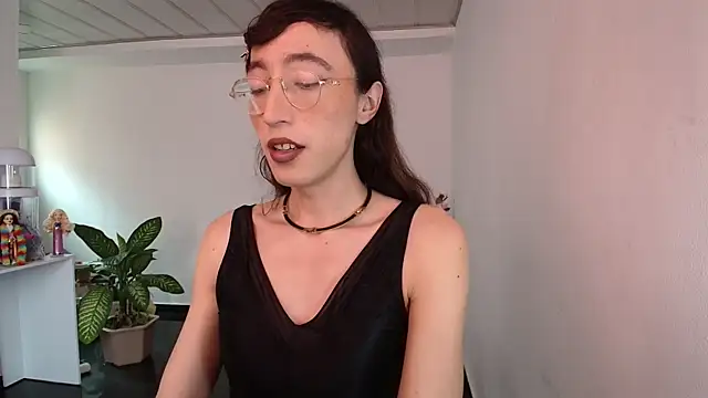 NicoleCortez online show from 02/23/25, 06:34