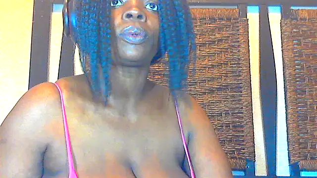 Snapshot of CallyCallienteXxX chatting on 03/20/25, 01:02 CallyCallienteXxX online show from 03/20/25, 01:02