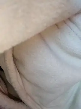 Snapshot of LoGaNfree88 chatting on 11/18/25, 02:39 LoGaNfree88 online show from 11/18/25, 02:39