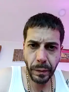 Snapshot of LoGaNfree88 chatting on 03/25/26, 01:11 LoGaNfree88 online show from 03/25/26, 01:11