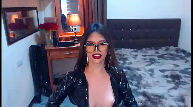 EXTREMELYDOM online show from 01/22/25, 11:45