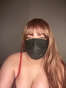 Amber-Queen online show from 01/03/25, 11:44