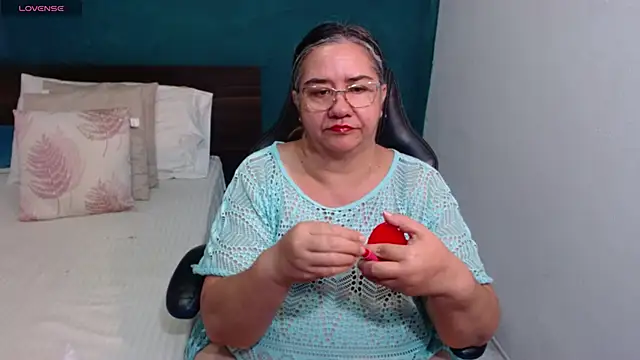 scaelettdubois online show from 02/10/26, 01:21