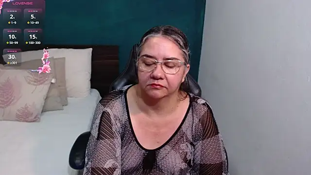 scaelettdubois online show from 02/18/26, 01:34