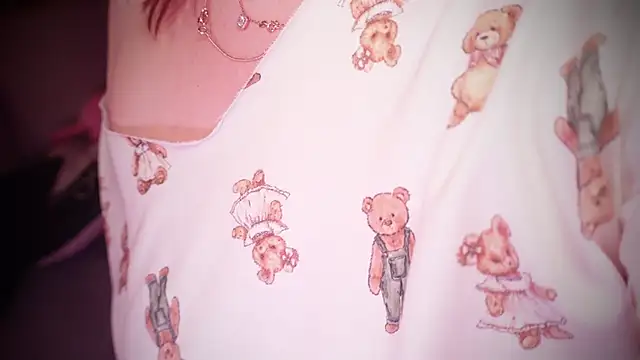 Snapshot of MayaAkashova chatting on 02/07/25, 10:50 MayaAkashova online show from 02/07/25, 10:50