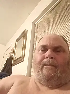 Snapshot of jamestexas chatting on 04/14/26, 01:22 jamestexas online show from 04/14/26, 01:22