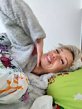 sexymarilyncolombia online show from 02/19/25, 06:32