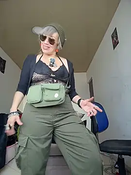 Snapshot of sexymarilyncolombia chatting on 03/22/26, 02:20 sexymarilyncolombia online show from 03/22/26, 02:20