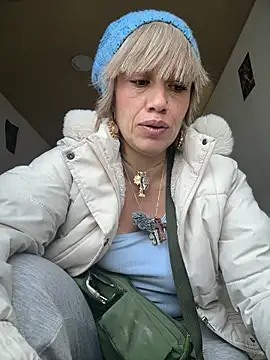 Snapshot of sexymarilyncolombia chatting on 03/27/26, 02:17 sexymarilyncolombia online show from 03/27/26, 02:17