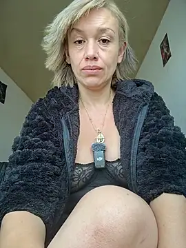 Snapshot of sexymarilyncolombia chatting on 04/02/26, 01:20 sexymarilyncolombia online show from 04/02/26, 01:20