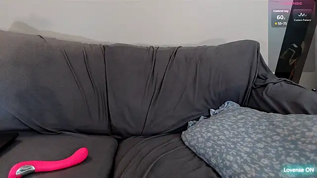 EmoDream1998 online show from 10/12/25, 11:37