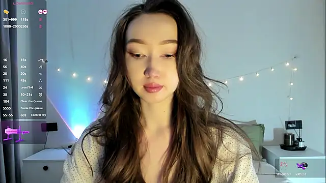  luna 022 online show from 10/12/25, 04:33